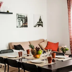 2* Maison d'hôtes Bhavana Surf House